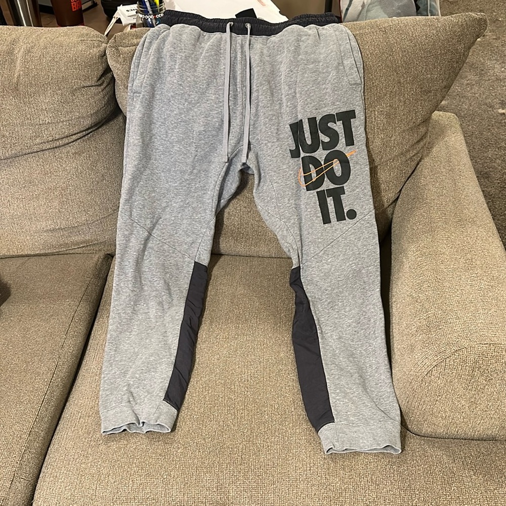 Nike joggers